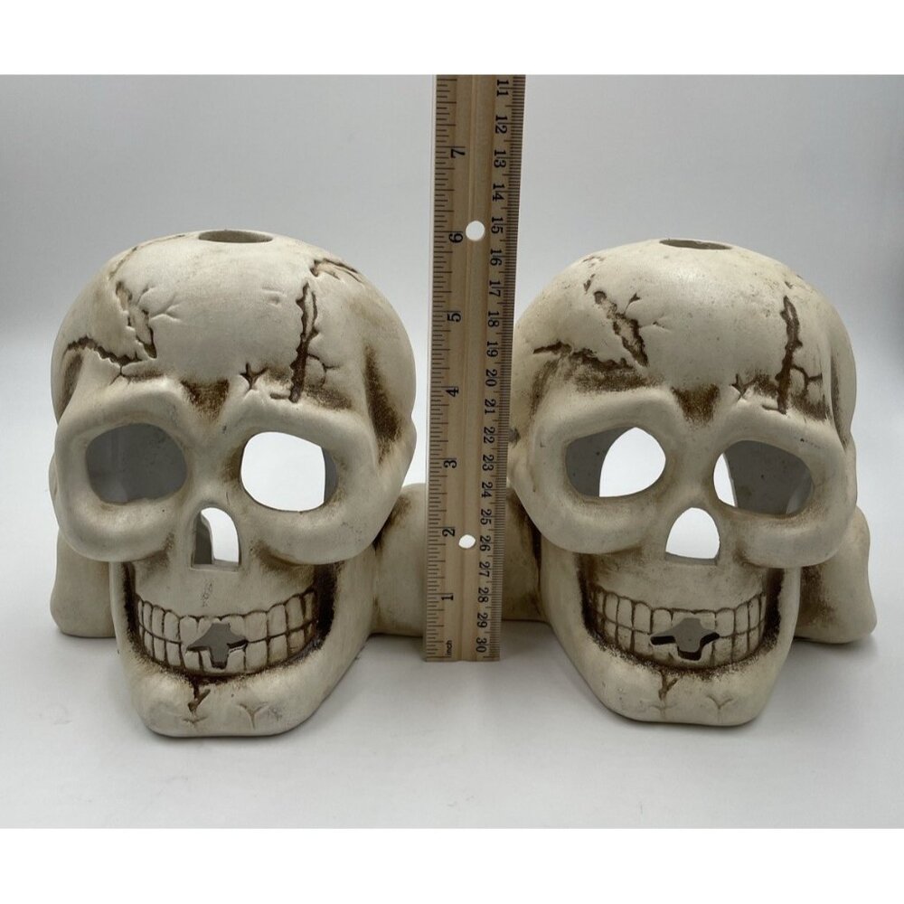Vintage Halloween Decor Ceramic Set 2 Skull Candle Holders - Picture 8 of 12